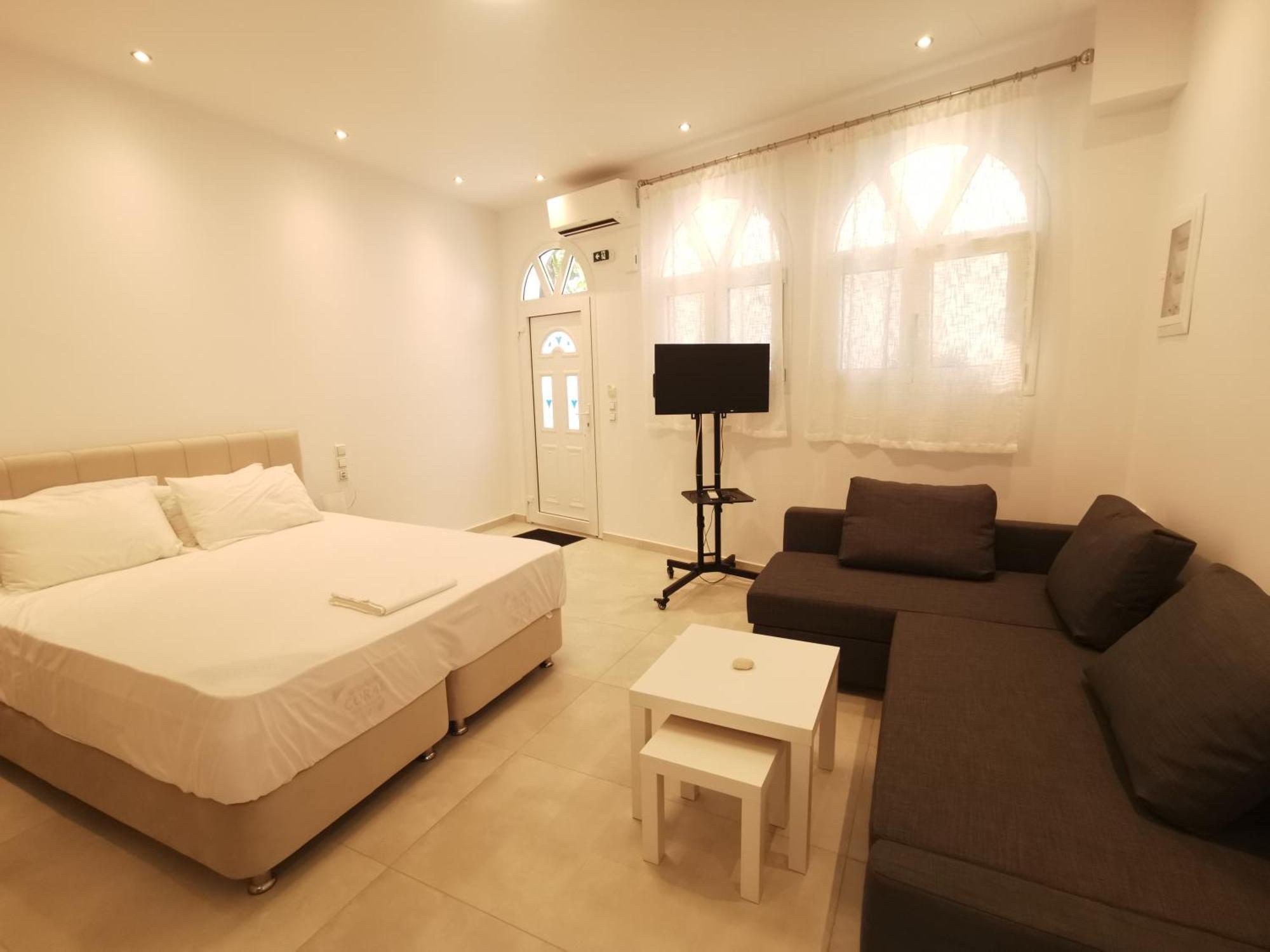 Panos Apartments Parga Room photo